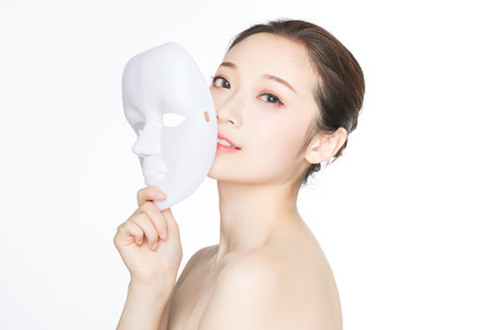摄图网_501013607_戴面具的美女（企业商用）_副本.jpg